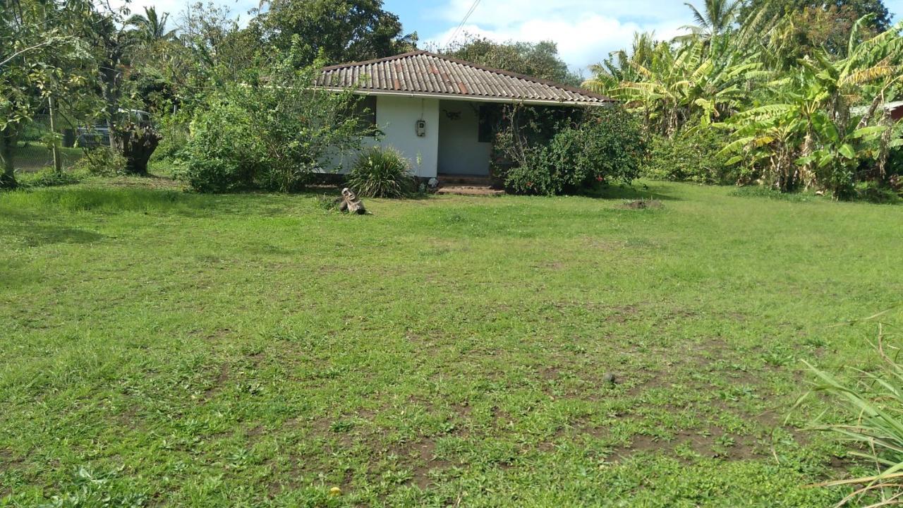 Cabanas Varua Hanga Roa Exterior foto